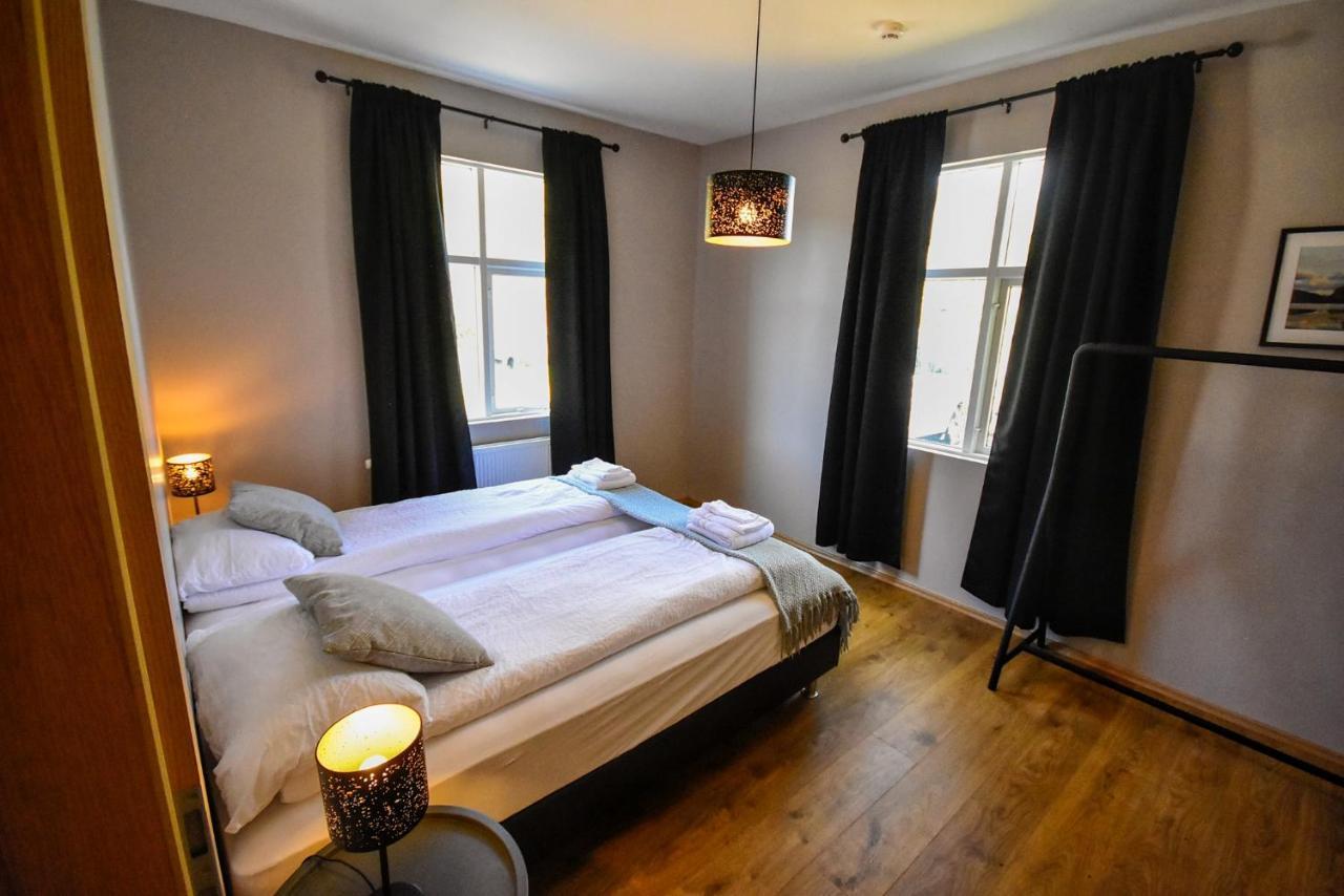 Bjork Guesthouse Лаугарватн Екстериор снимка