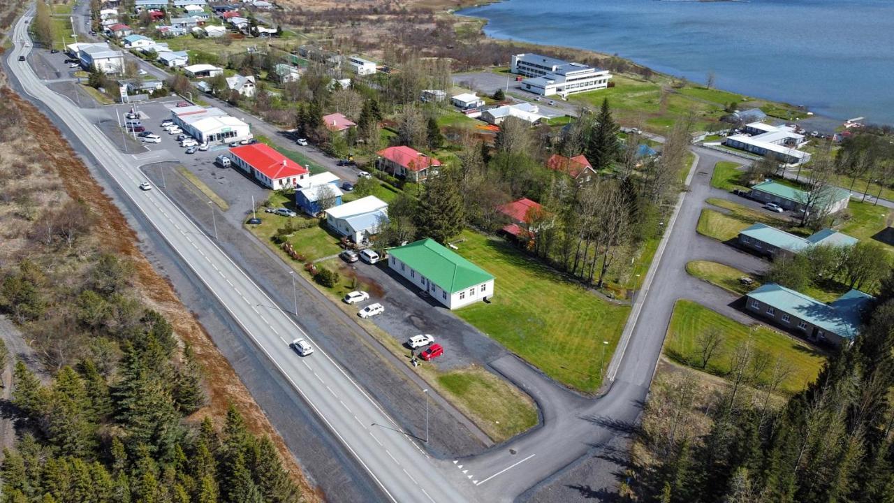 Bjork Guesthouse Лаугарватн Екстериор снимка