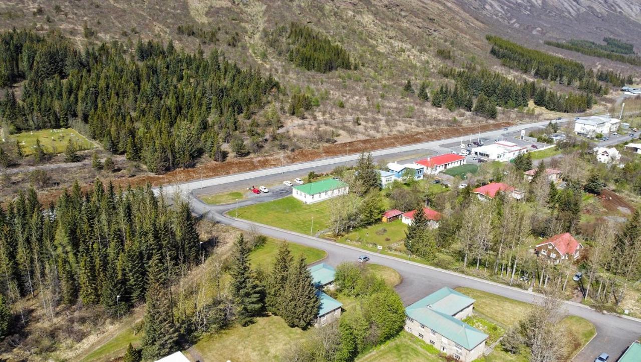 Bjork Guesthouse Лаугарватн Екстериор снимка