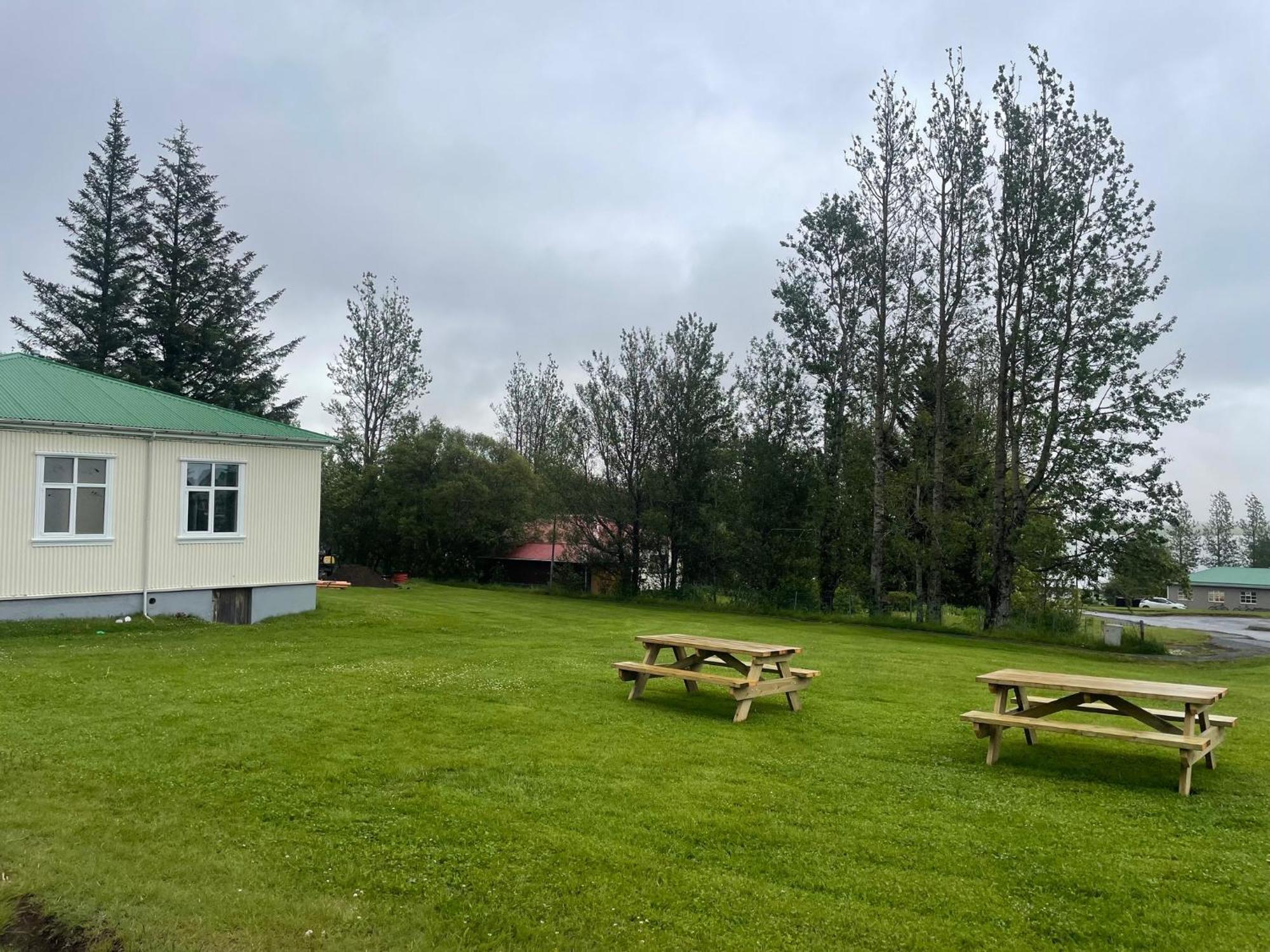 Bjork Guesthouse Лаугарватн Екстериор снимка